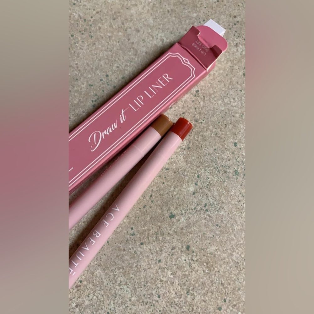 New! Ace Beaute Draw It Lip Liner in so peachy and so gorgeous